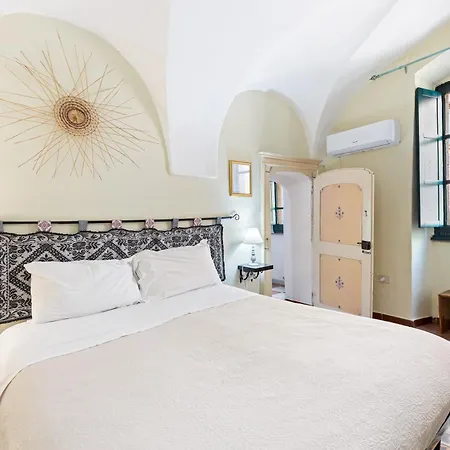 Romeo E Giulietta Pensjonat Bosa